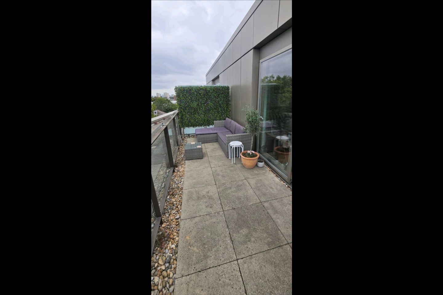 Room in a Shared Flat, Wingate Square, SW4, N1 7GU photo 4