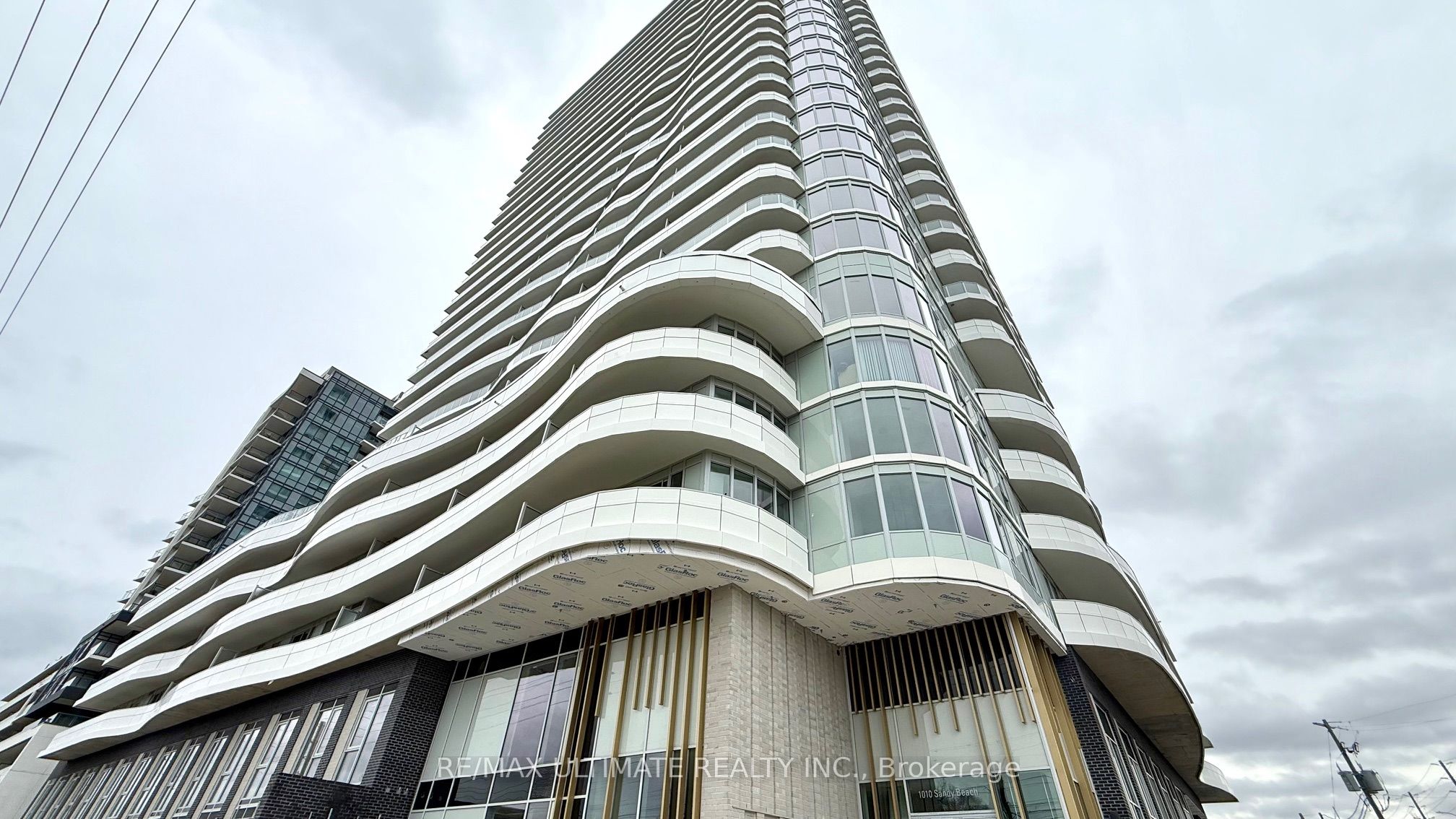 2105-1010 Sandy Beach Road, Pickering, ON, L1W 3V9