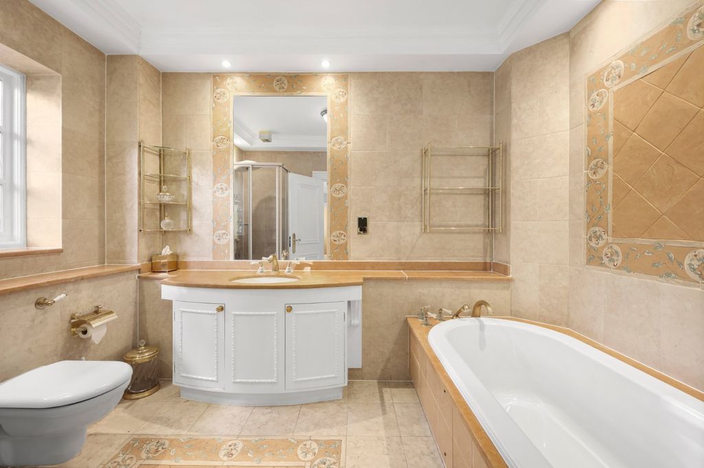 Additional image 22 of 8 bed detached house for saleByron Drive, London N2