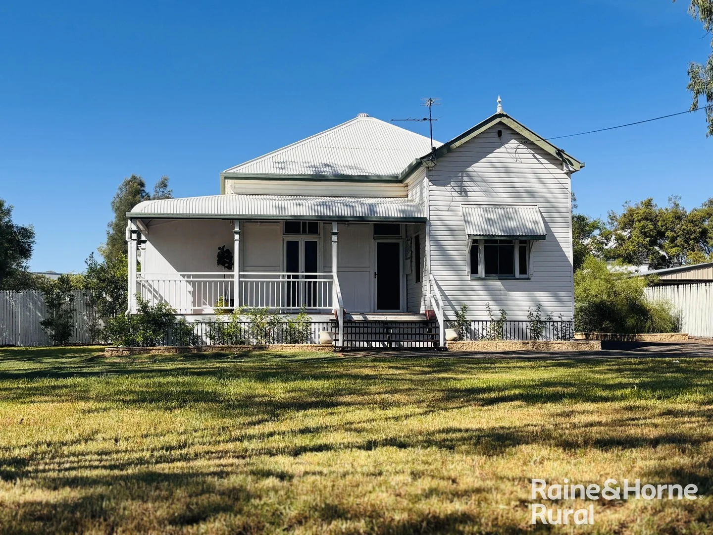 178 Mcdowall Street, Roma QLD 4455