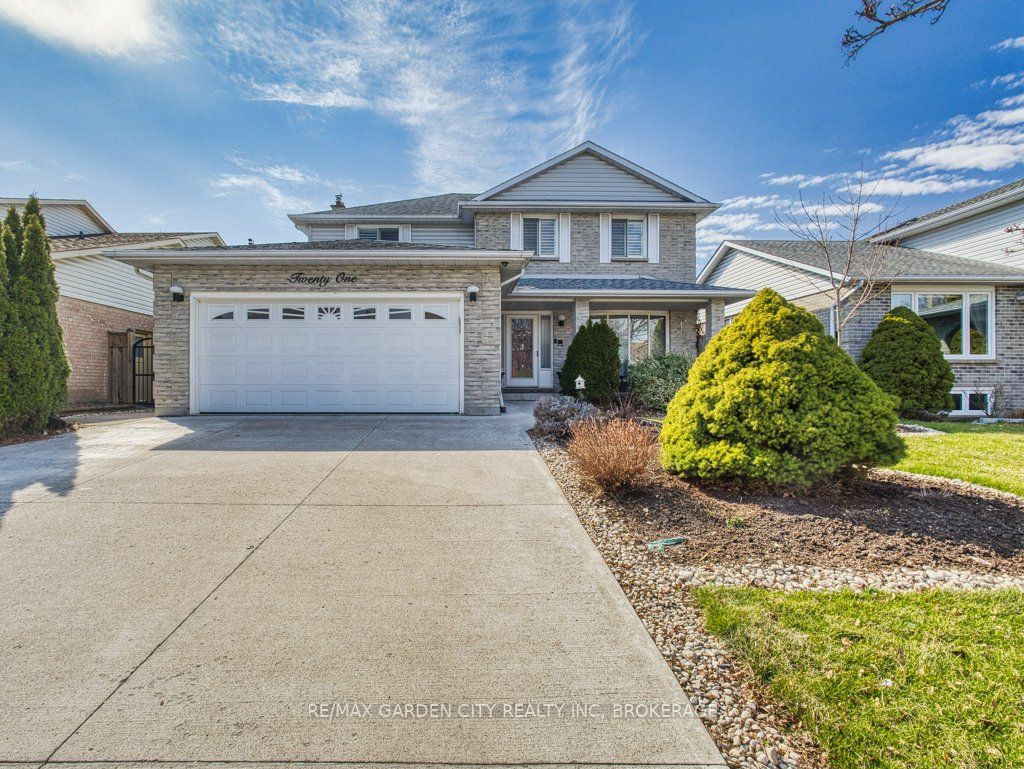21 Bascary Crescent, St. Catharines, ON, L2S 3M7