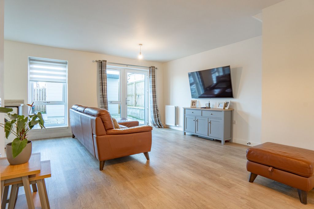 Additional image 5 of 4 bed detached house for saleMaclachlan Place, Inverness IV2