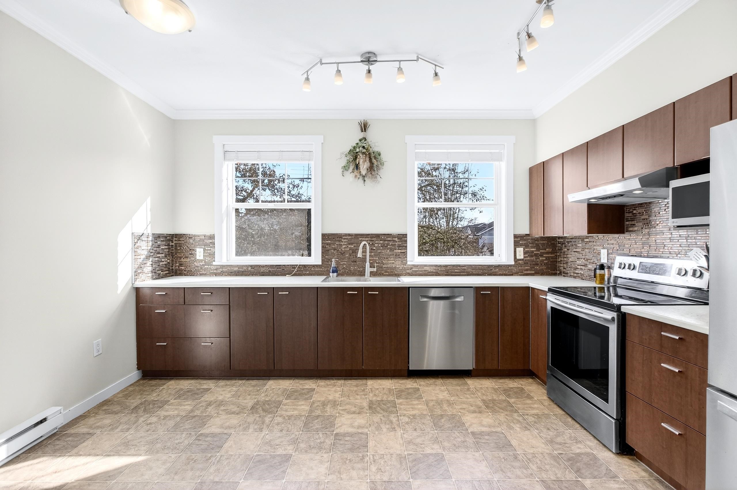 Additional image 6 of 35-11067 Barnston View Road, Pitt Meadows, BC, V3Y 2X3