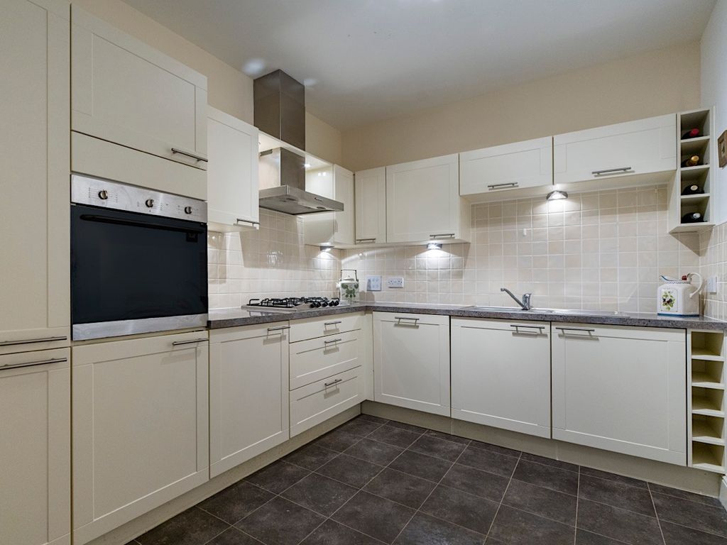 Additional image 6 of 2 bed flat for saleBinghill Grove, Aberdeen AB13