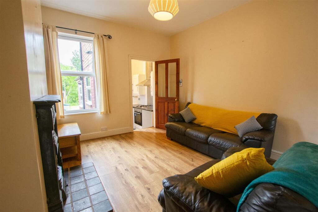 Northfield Road, Harborne, Birmingham, West Midlands, B17 photo 2