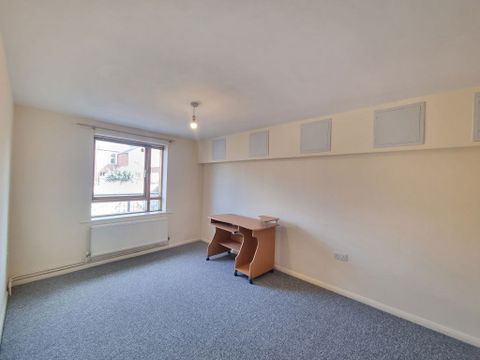 Fleetwood Court, Leicester LE2