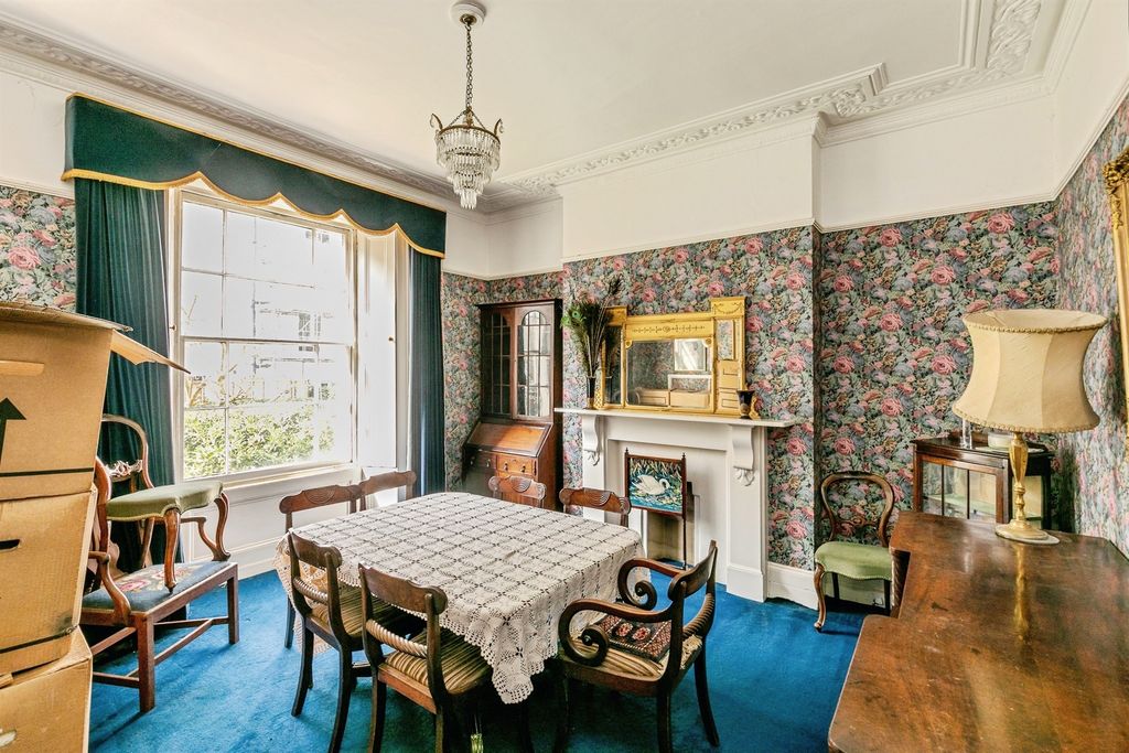 Additional image 5 of 5 bed semi-detached house for saleClifton Park Road, Bristol BS8
