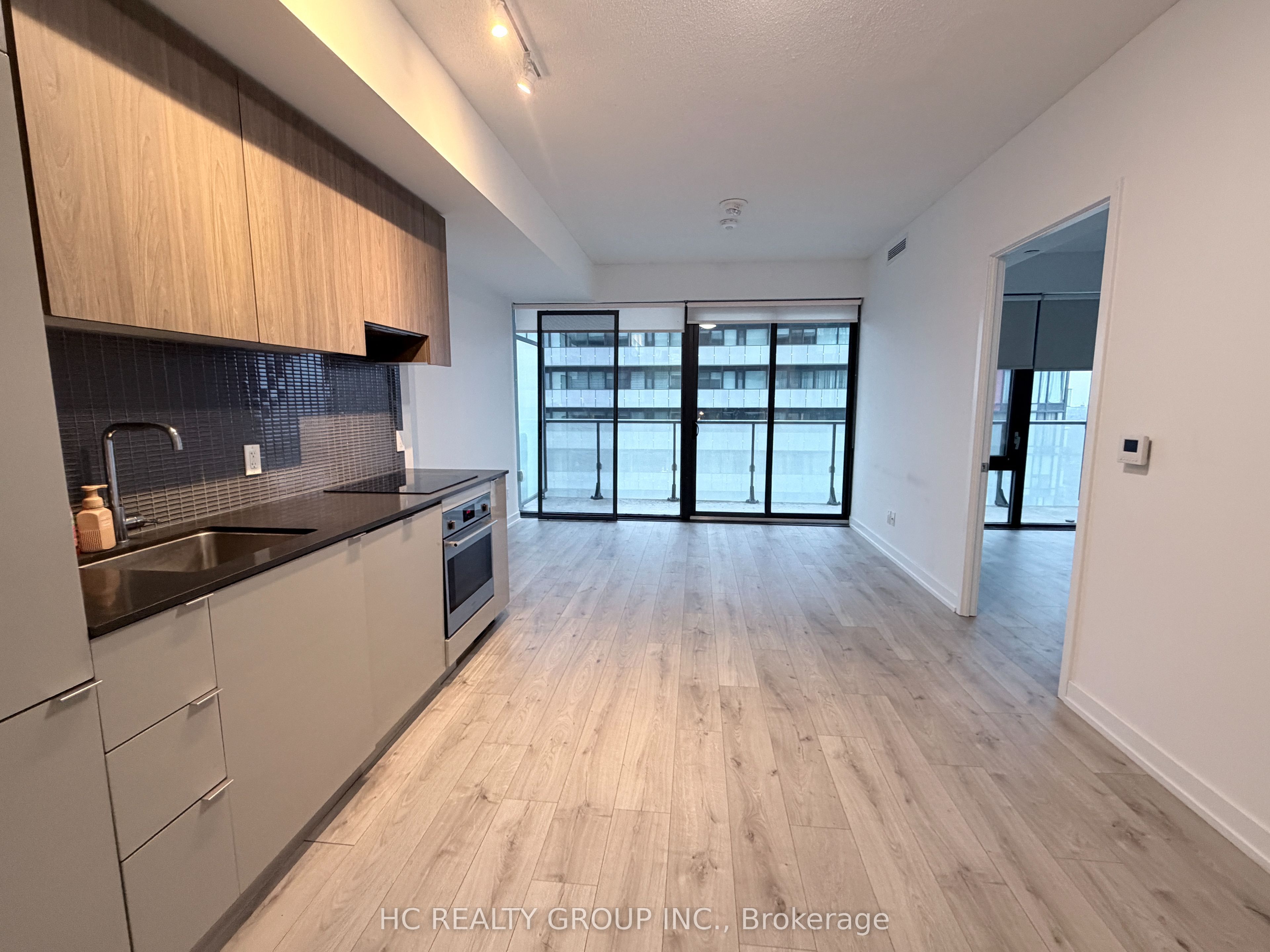 3606-161 Roehampton Avenue, Toronto, ON, M4P 0C8 photo 2