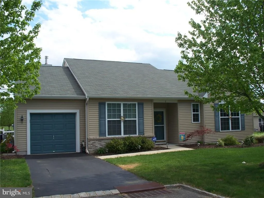 5 Oak Tree Court, Manchester Township, NJ 08759
