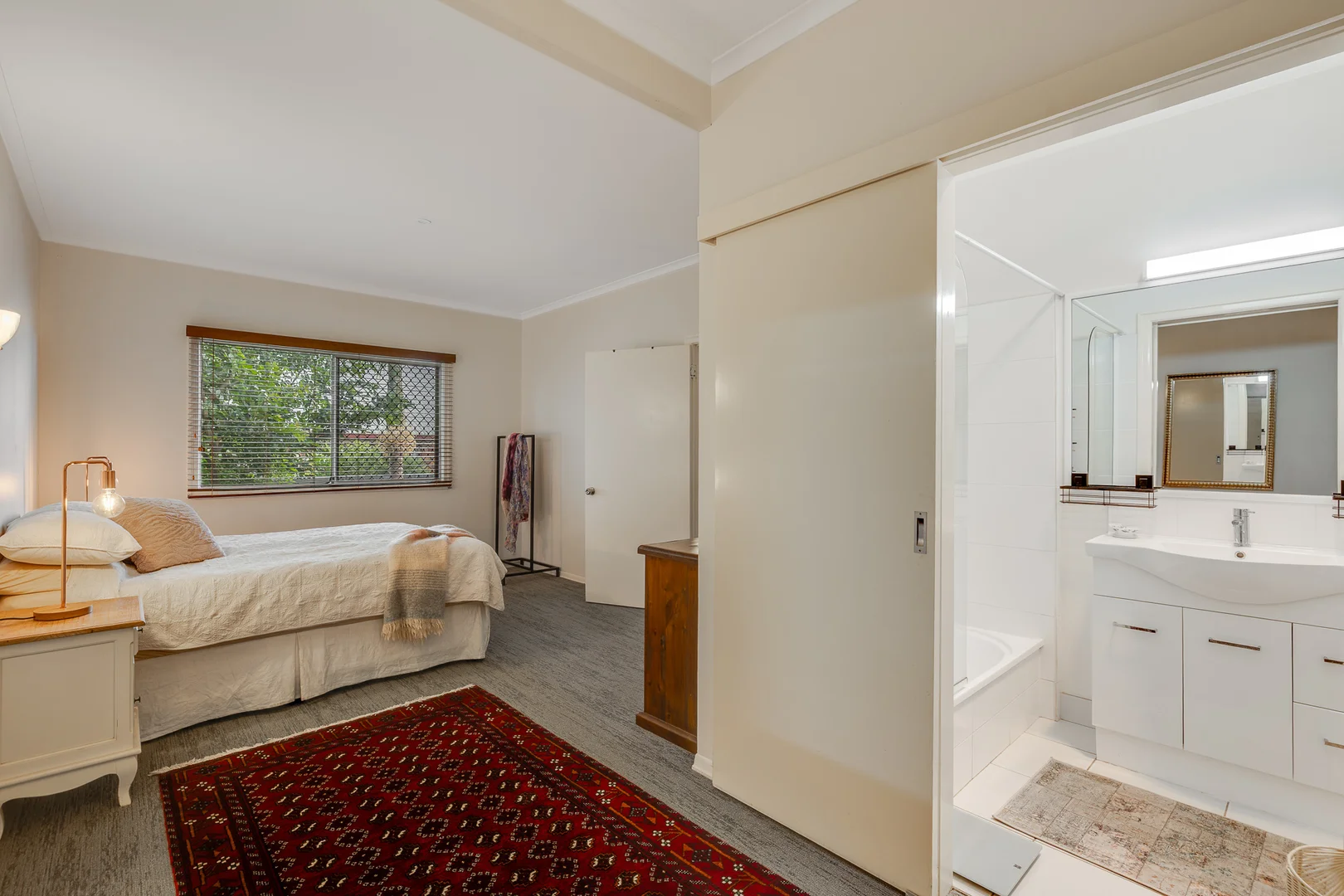 Additional image 11 of 523 Hume Street, Kearneys Spring QLD 4350