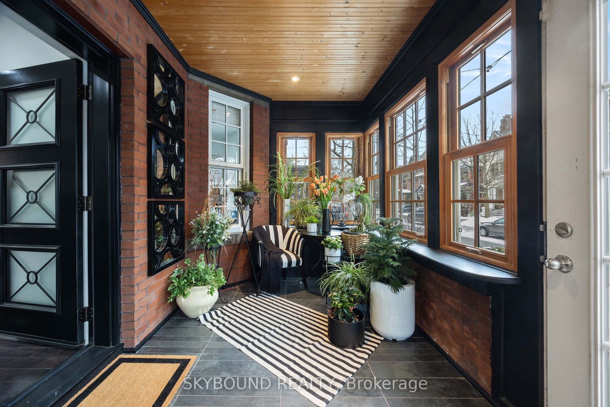 20 Fairview Boulevard, Toronto, ON, M4K 1L9 photo 4