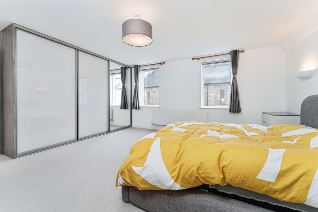 Additional image 12 of 4 bed semi-detached house for saleTurvill Place, Cambridge CB4