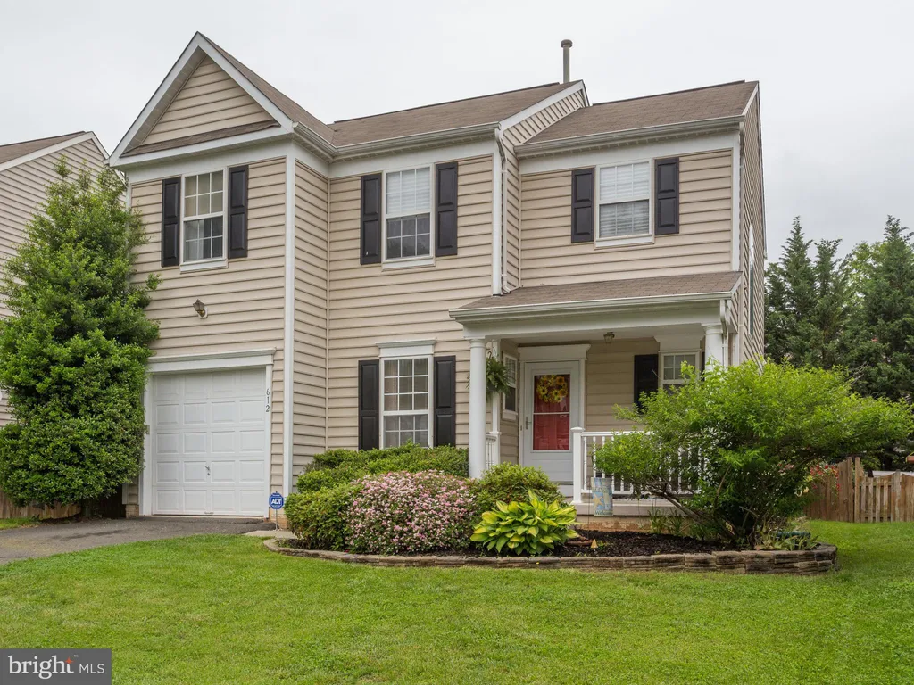 612 Nathan Place NE, Leesburg, VA 20176