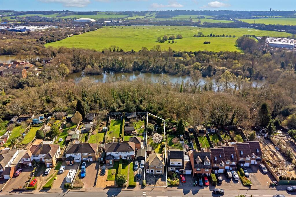 St. Annes Road, London Colney, St. Albans