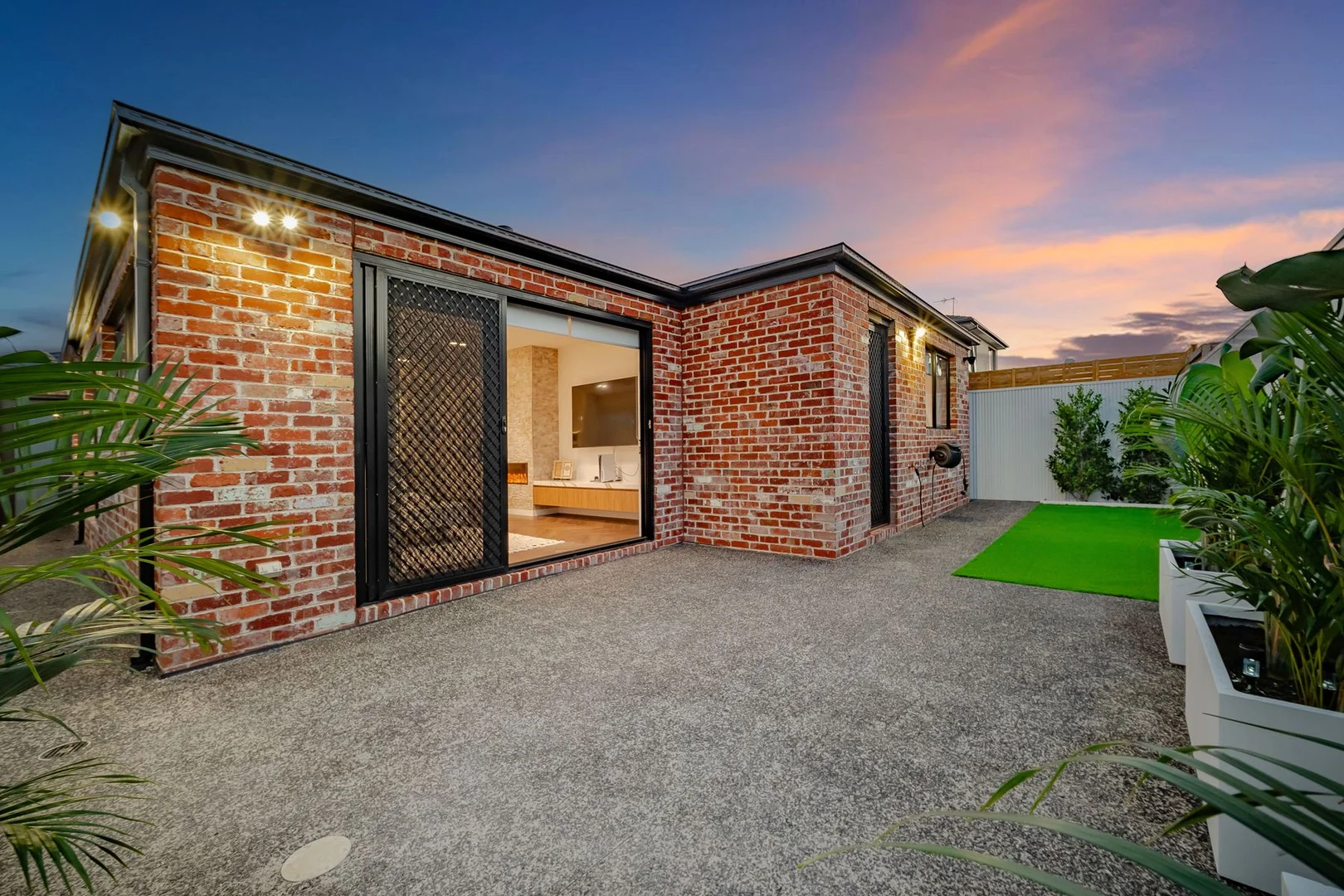 Additional image 19 of 8 SKYLARK ROAD, Greenvale VIC 3059