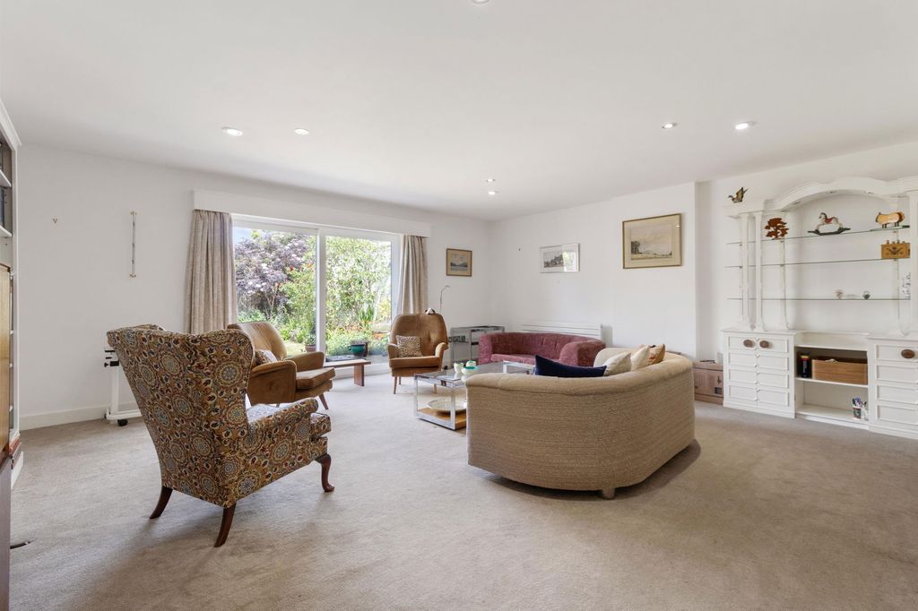 Additional image 4 of 2 bed bungalow for saleMinge Lane, Upton-Upon-Severn, Worcester WR8