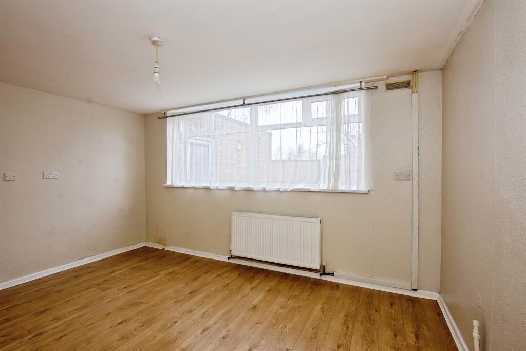 Gisborn Close, Birmingham photo 4