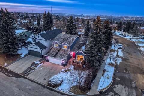 Additional image 8 of 76 Stradbrooke Way SW, Calgary, AB, T3H 1S5