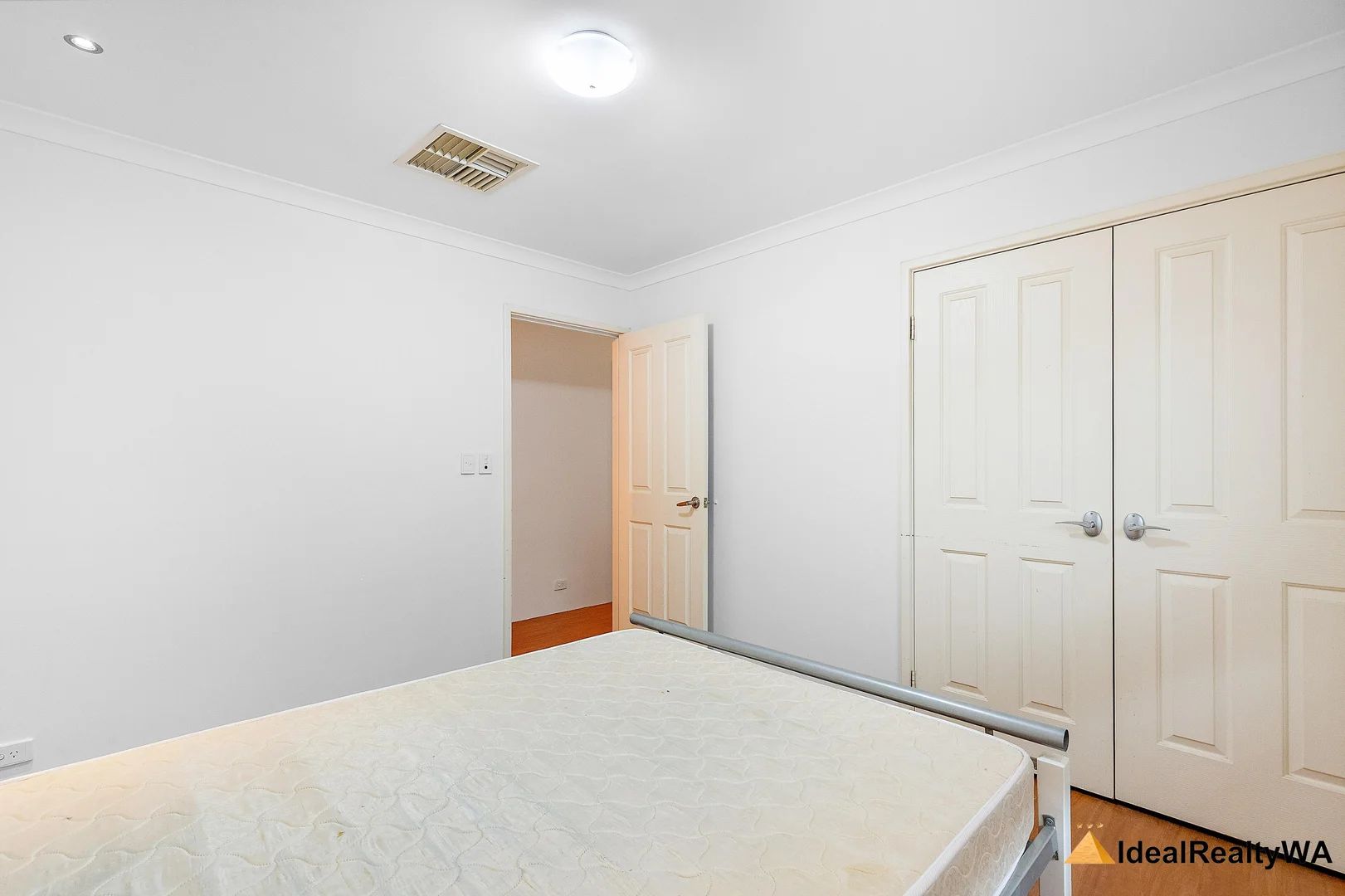 Additional image 30 of 4 Satinwood Court, Thornlie WA 6108