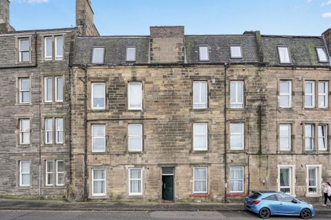 12/4 Lower Granton Road, Edinburgh EH5