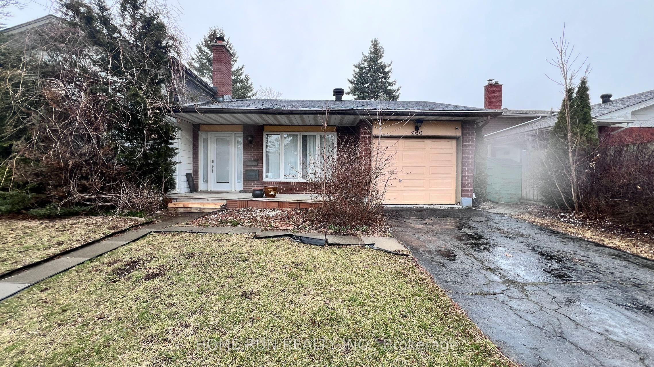 960 Cahill Drive, Ottawa, ON, K1V 9H8