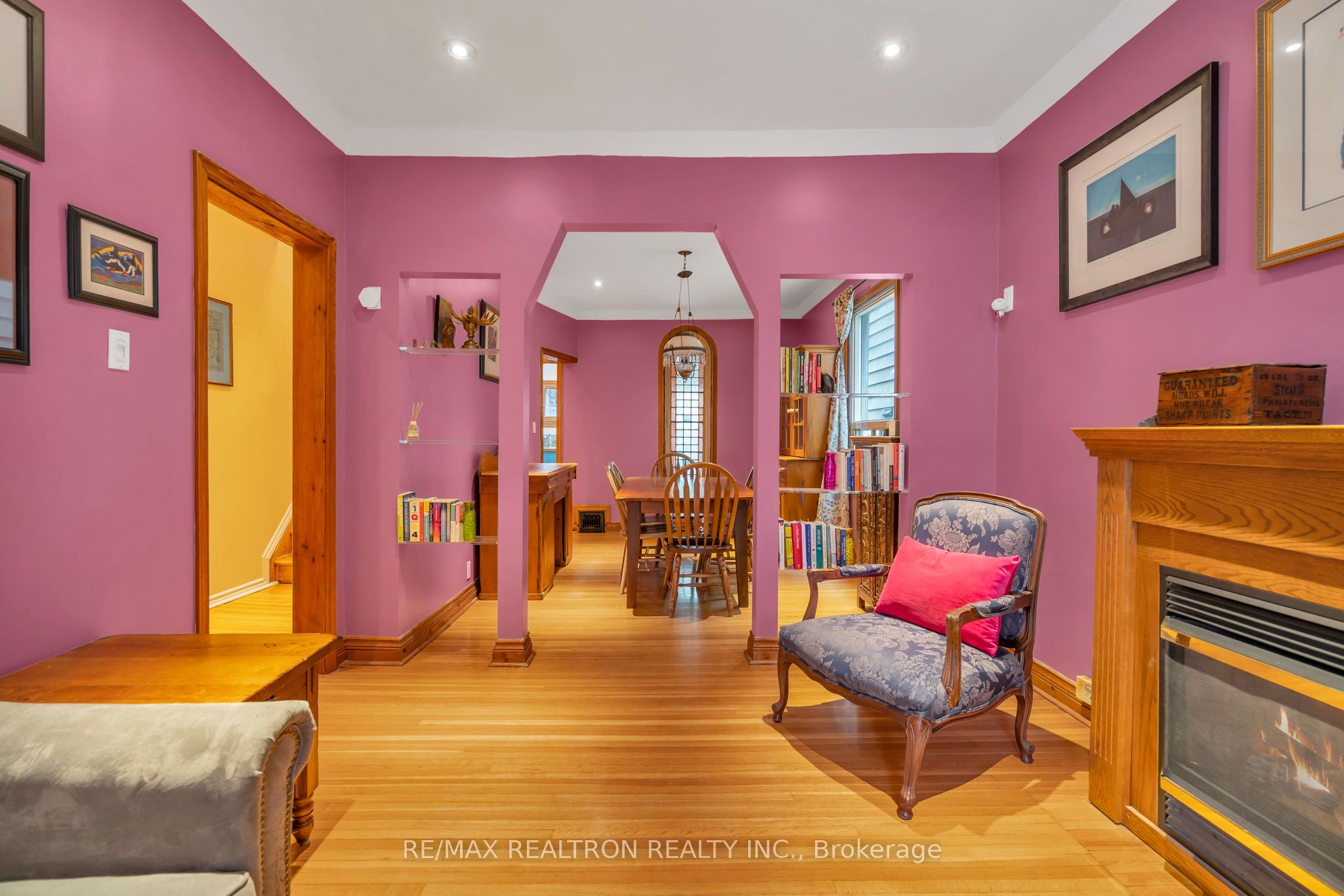 Additional image 4 of 17 Baltic Avenue, Toronto, ON, M4J 1S1
