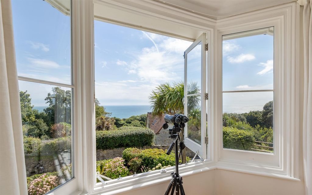 Additional image 19 of 4 bed property for saleBonchurch, Isle Of Wight PO38