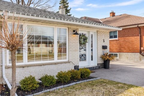 Additional image 8 of 5 Birgitta Crescent, Toronto, ON, M9C 3W1