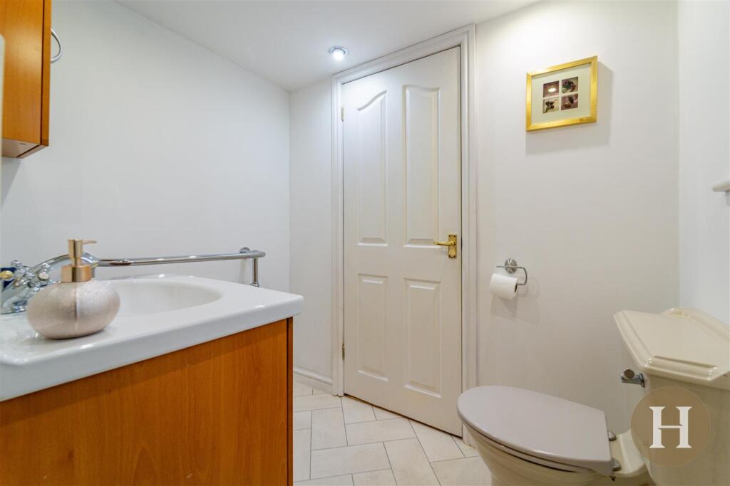 Additional image 38 of Gilmorton Close, Harborne, Birmingham, B17