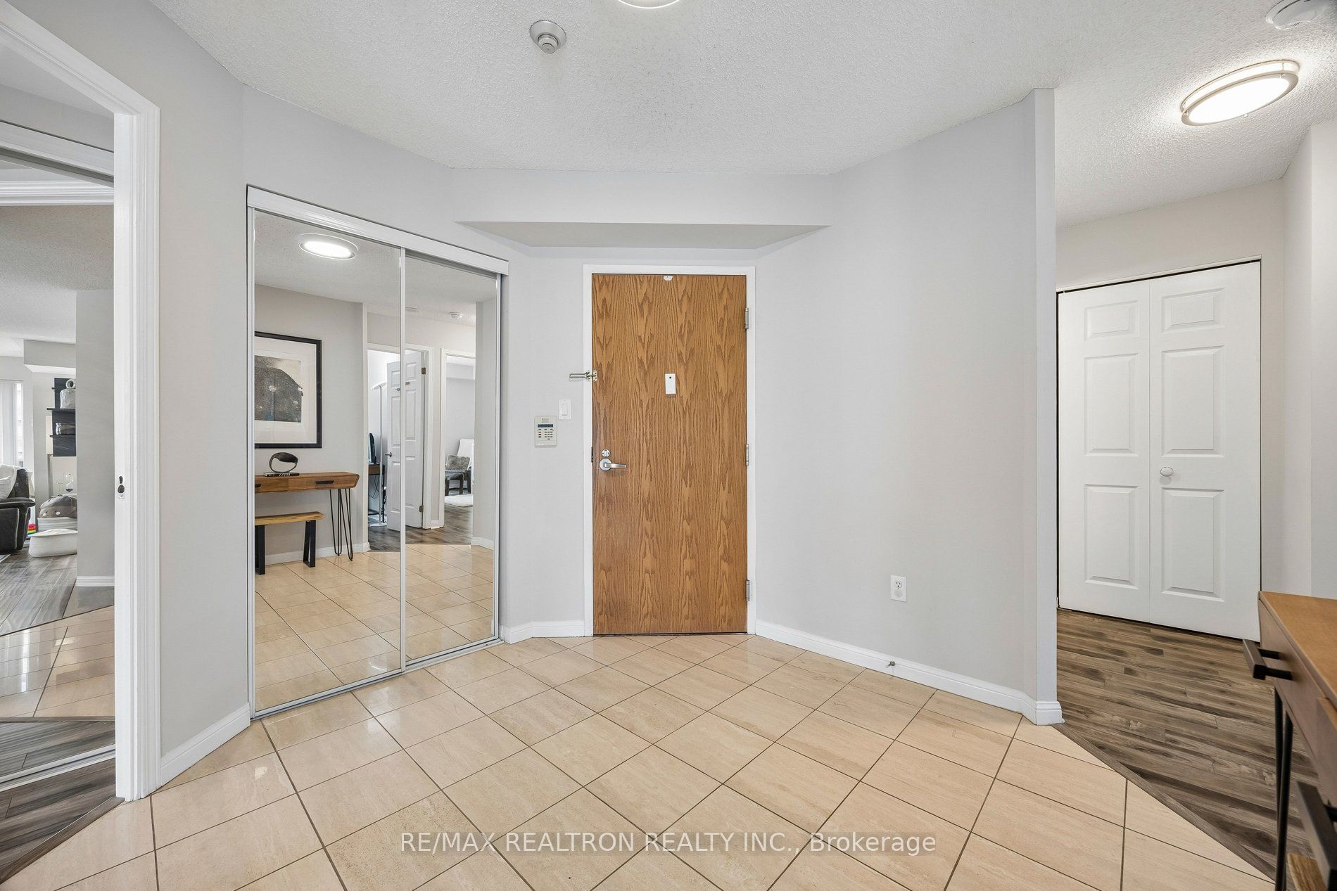 Additional image 5 of 1602-23 Lorraine Drive, Toronto, ON, M2N 6Z6