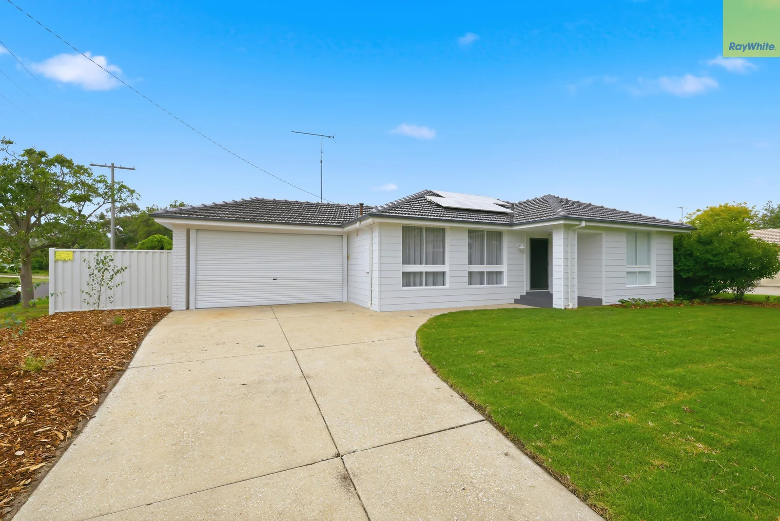 29 Margaret Drive, Bacchus Marsh VIC 3340 photo 2