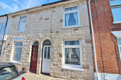 Adames Road, Fratton PO1