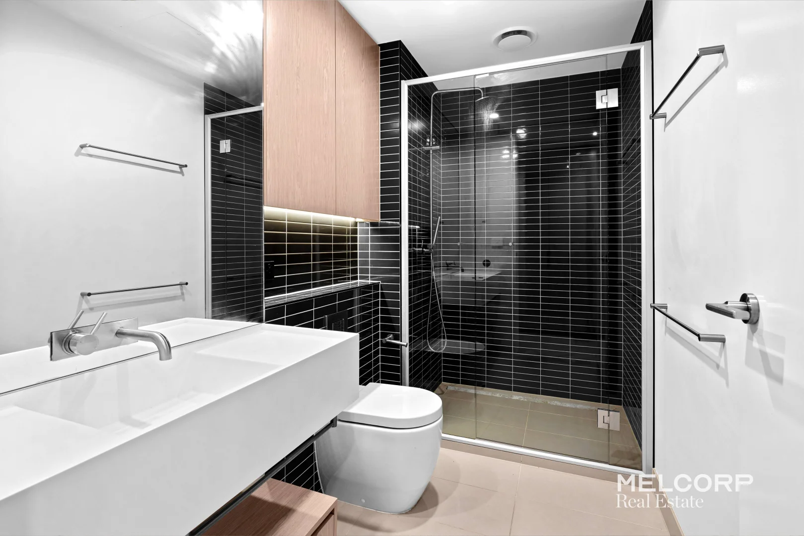 Additional image 7 of 708/151 Berkeley Street, Melbourne VIC 3000