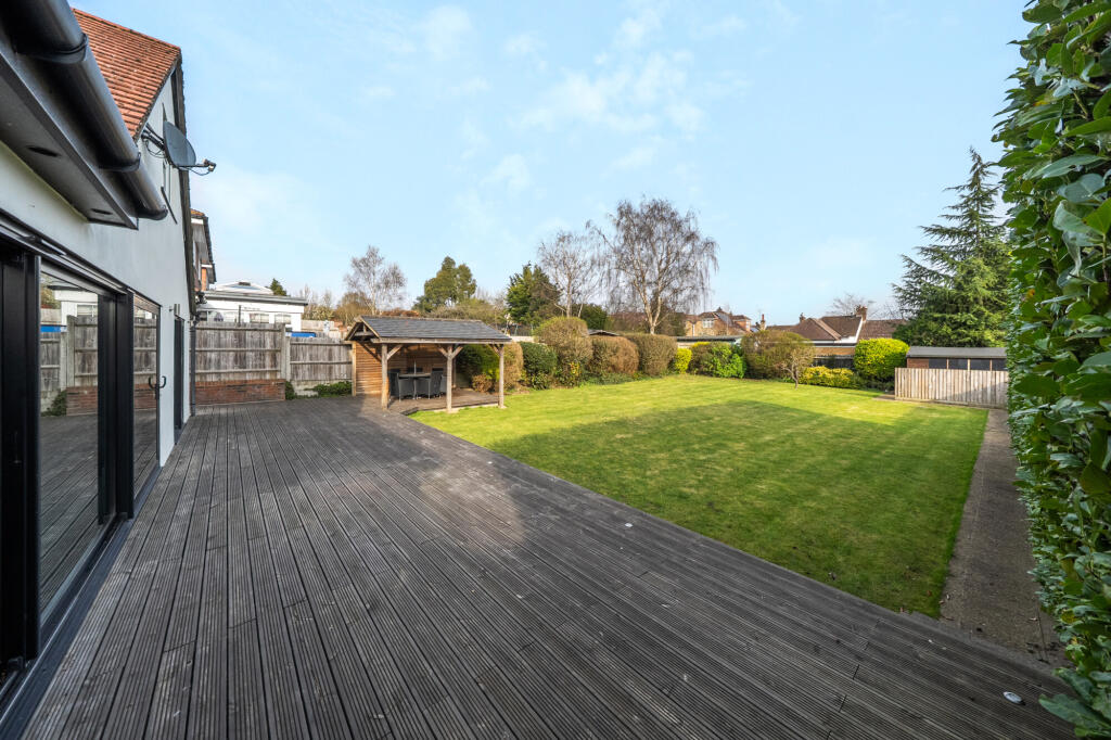 Additional image 21 of Pipers Avenue, Harpenden, AL5