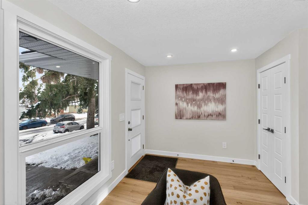 Additional image 3 of 12031 Candiac Road SW, Calgary, AB, T2W1L1