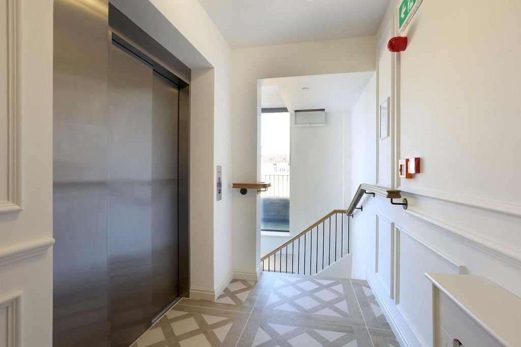 Additional image 11 of 3 bed flat for saleWesthorpe Park, Marlow, Buckinghamshire SL7