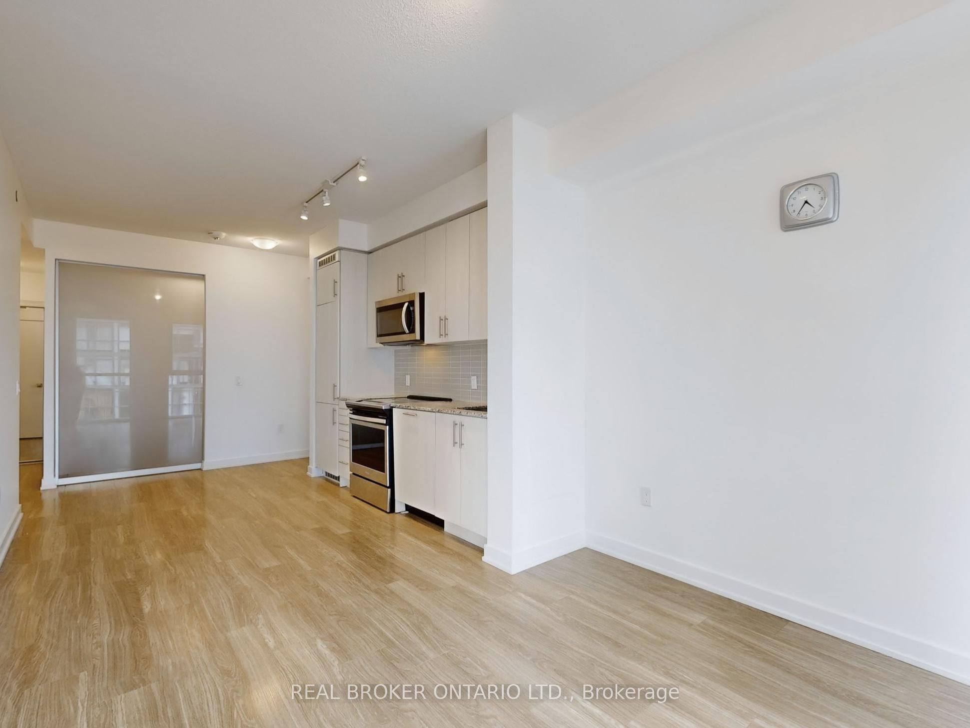 1506-4085 Parkside Village Drive, Mississauga, ON, L5B 0K9