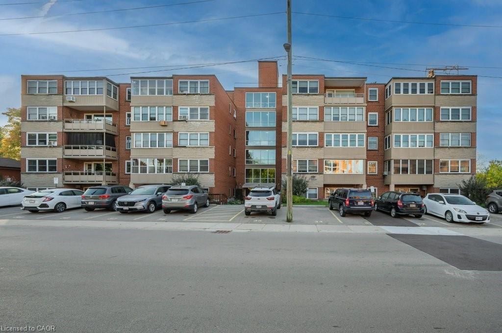 201-9 Grant Boulevard, Dundas, ON, L9H 4L5
