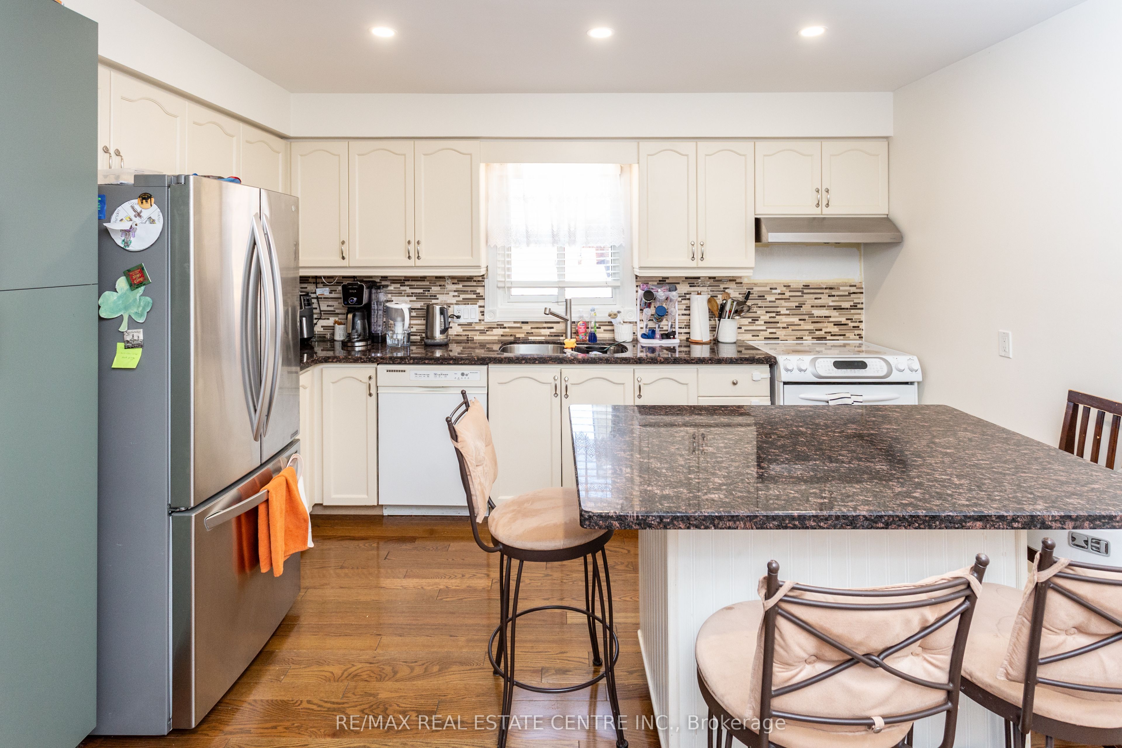 Additional image 3 of 4386 Curia Crescent, Mississauga, ON, L4Z 2X3