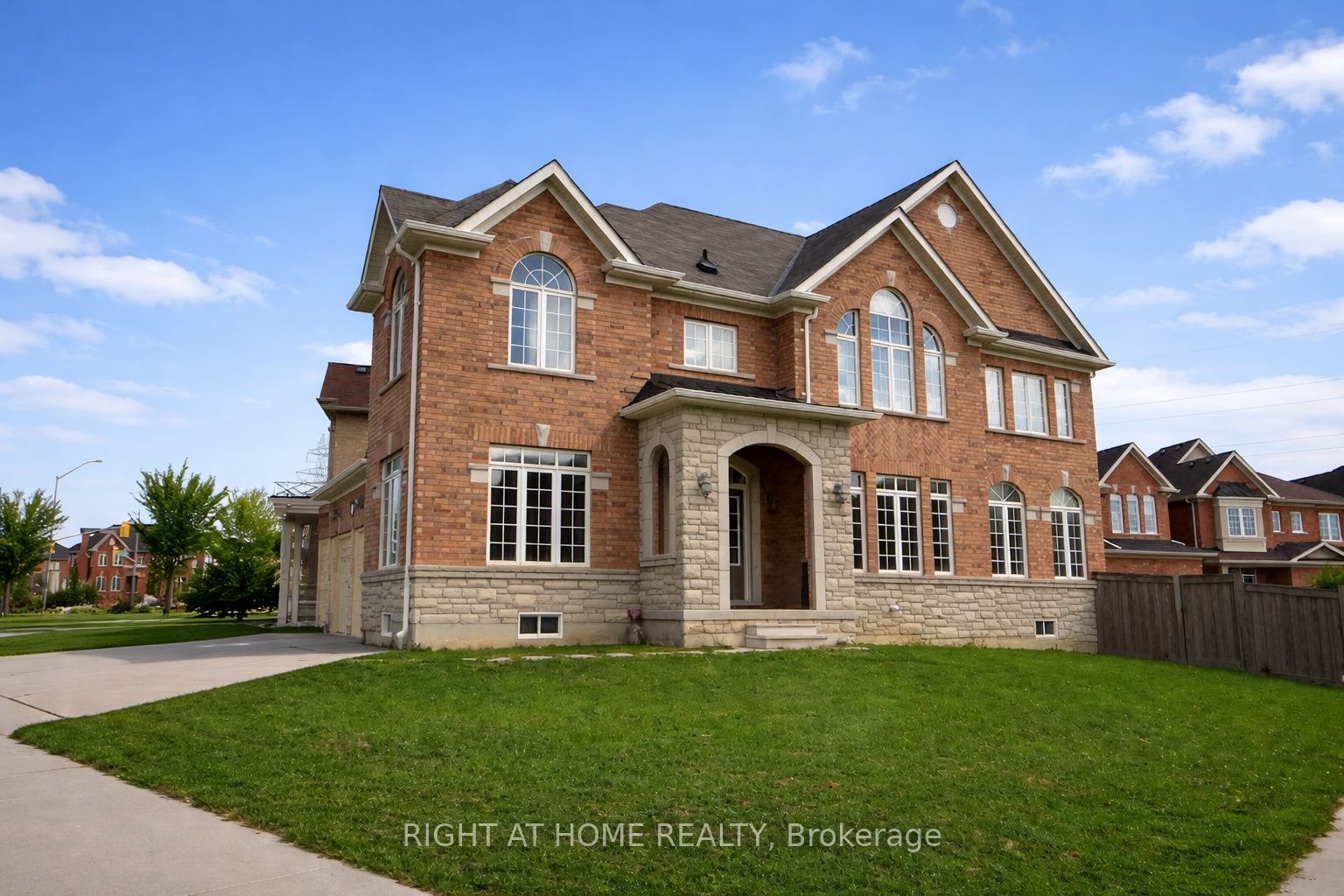138 Teal Crest Circle, Brampton, ON, L6X 0B2