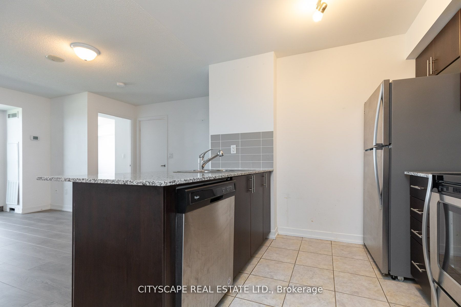 Additional image 5 of 1910-1410 Dupont Street, Toronto, ON, M6H 2B1