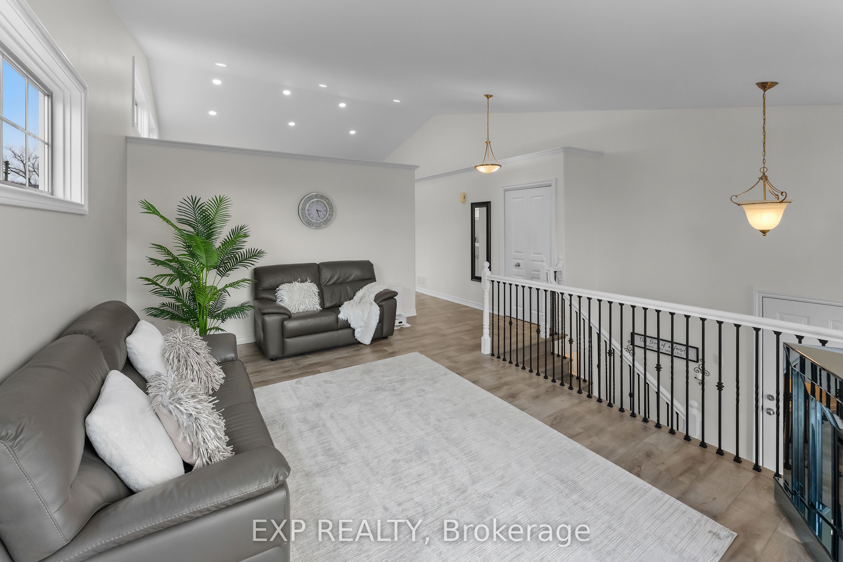 Additional image 6 of 7032 Kelly Drive, Niagara Falls, ON, L2H 3J9