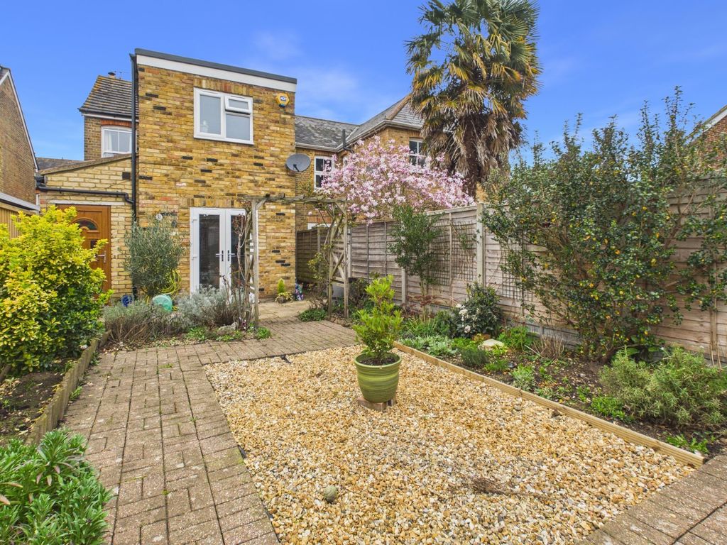 Additional image 8 of 3 bed detached house for saleNorthfield Road, Eton Wick, Berkshire SL4