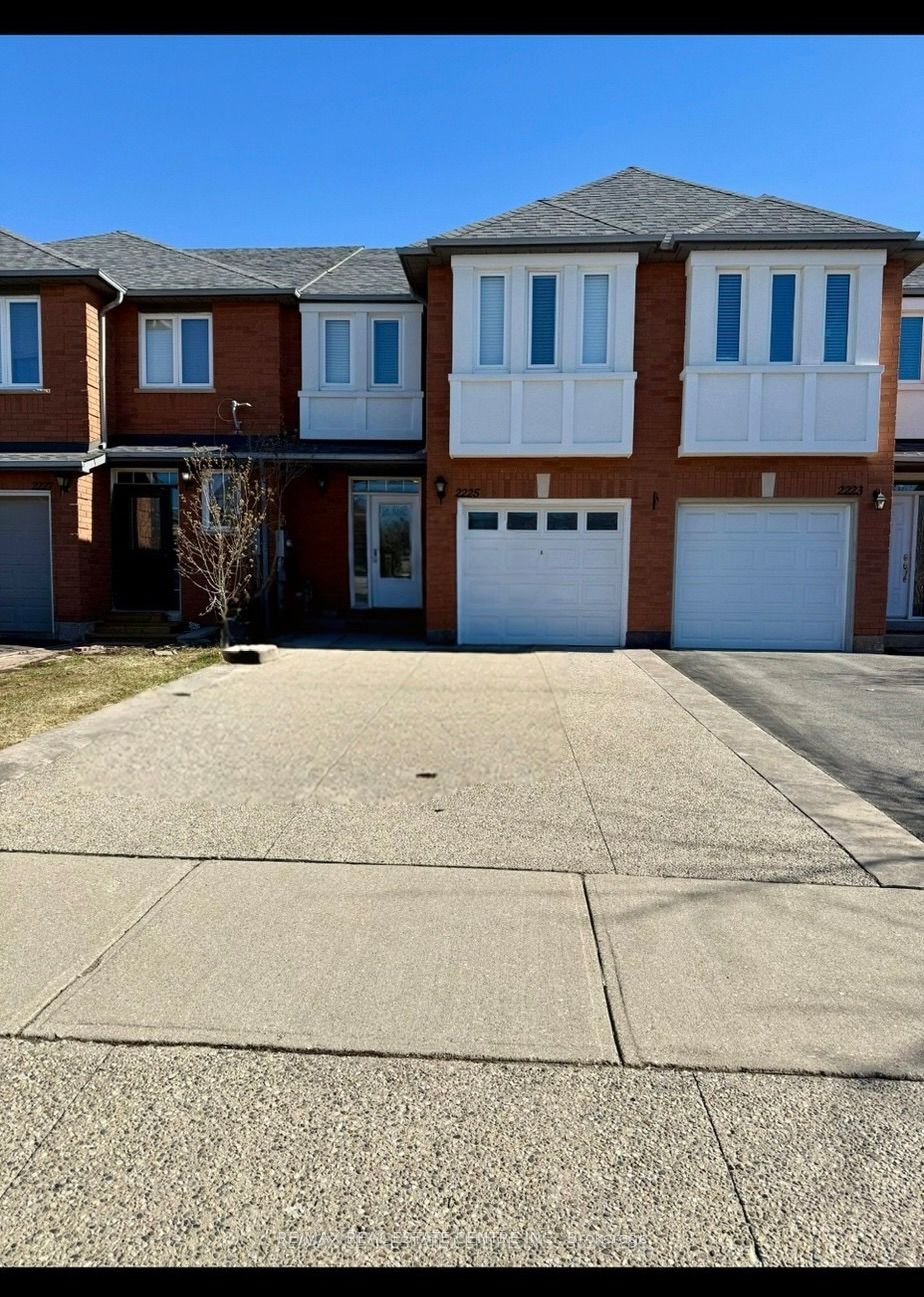 2225 Dale Ridge Drive, Oakville, ON, L6M 3L4