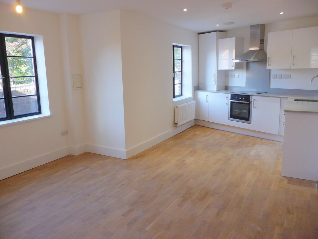 Additional image 2 of Salisbury Square, Hatfield, AL9