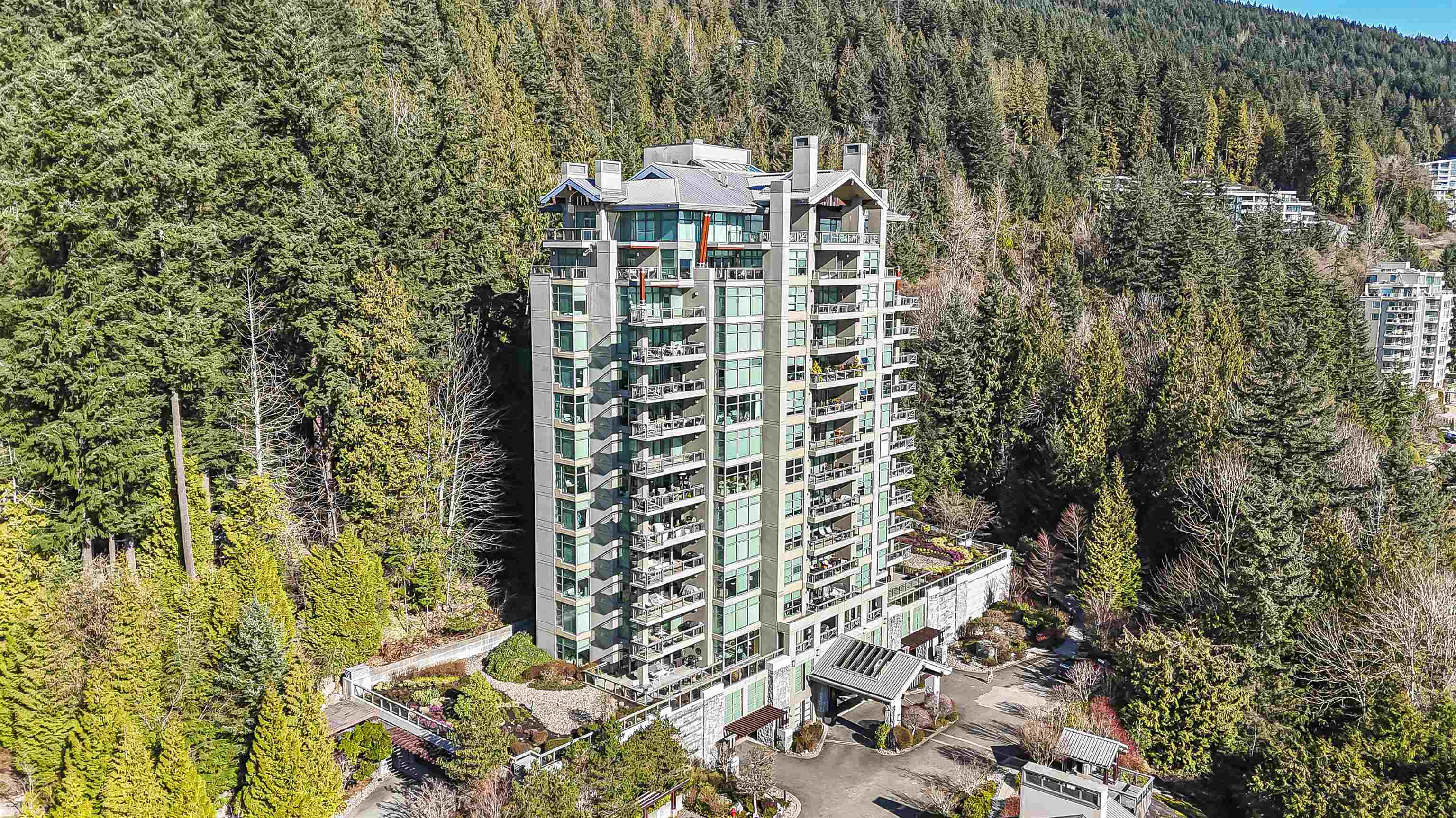 1001-3315 Cypress Place, West Vancouver, BC, V7S 3J7