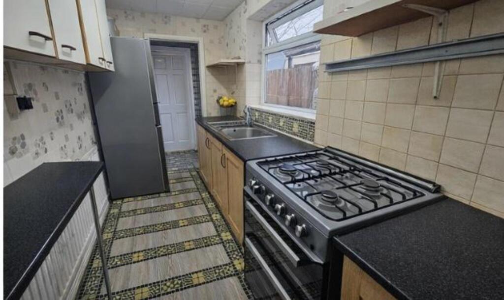 Additional image 5 of Fox Crescent, Sparkhill