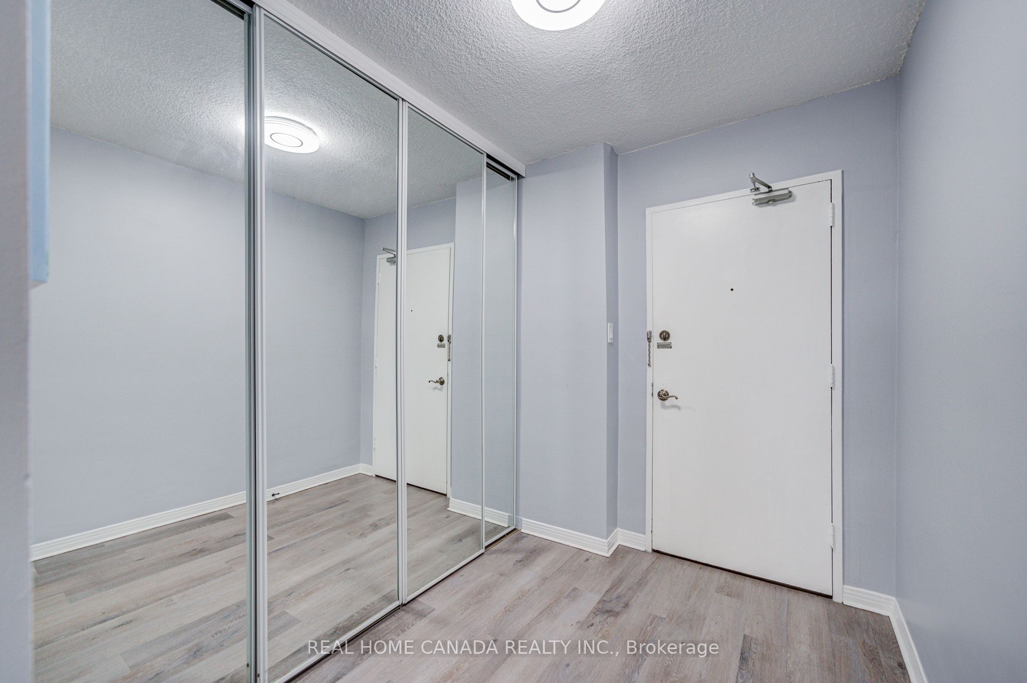 Additional image 6 of 708-1359 White Oaks Boulevard, Oakville, ON, L6H 2R8
