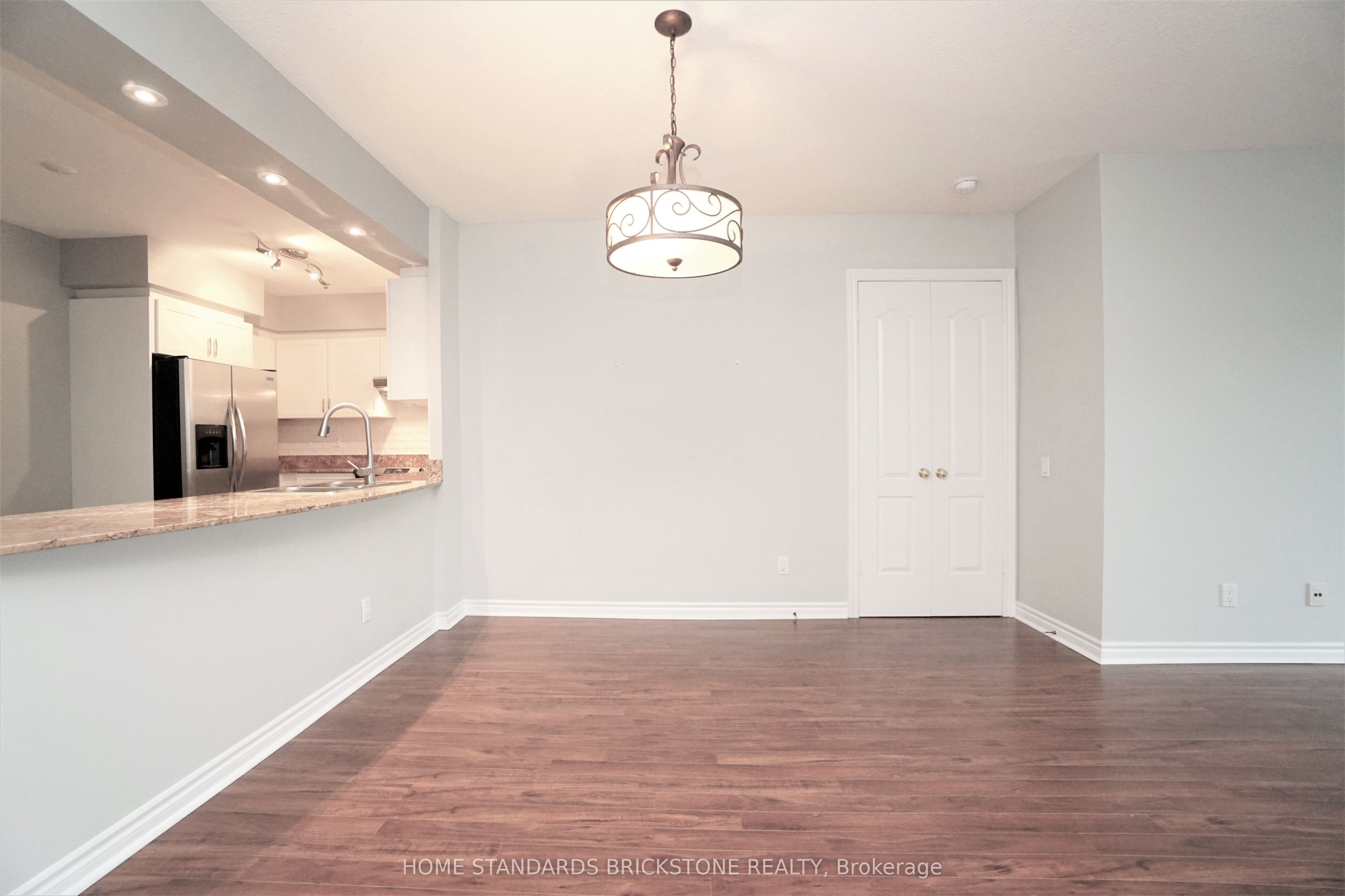 715-18 Willam Carson Crescent, Toronto, ON, M2P 2G6 photo 4