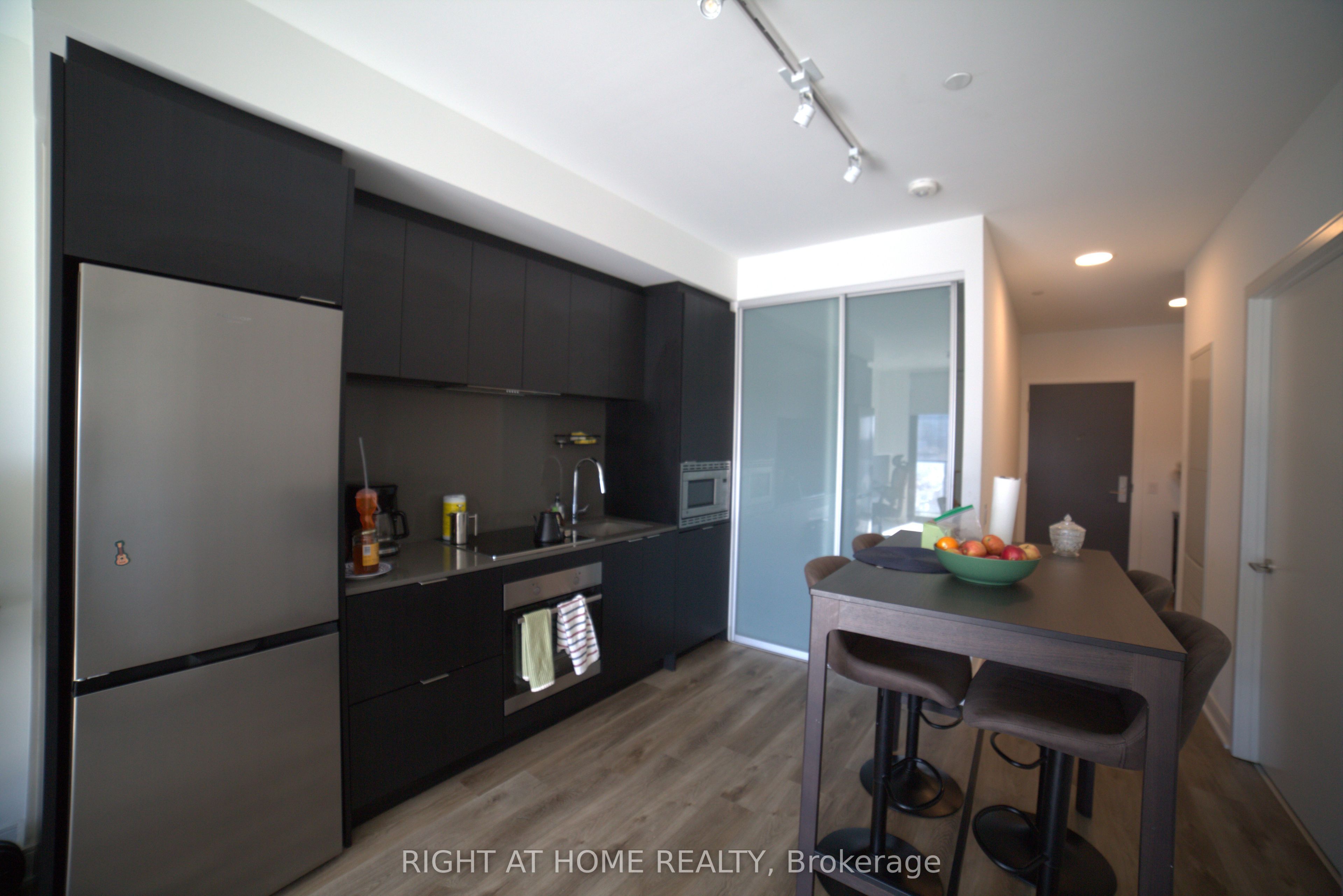 Additional image 3 of 725-86 Dundas Street E, Mississauga, ON, L5A 0B1